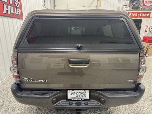 Used 2014 Toyota Tacoma 4x4 Access Cab V6 image 20