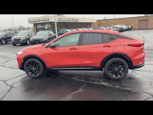 Used 2024 Buick Envista Sport Touring w/ Convenience I Package image 5