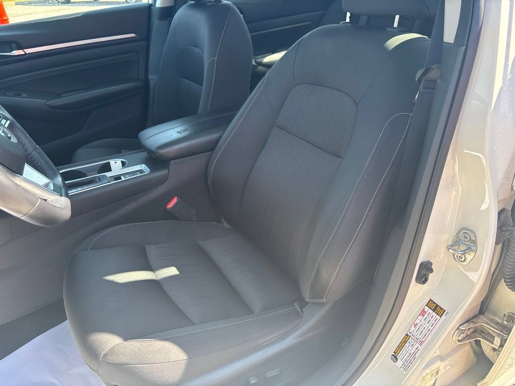 Used 2019 Nissan Altima 2.5 SV AWD/4WD image 33