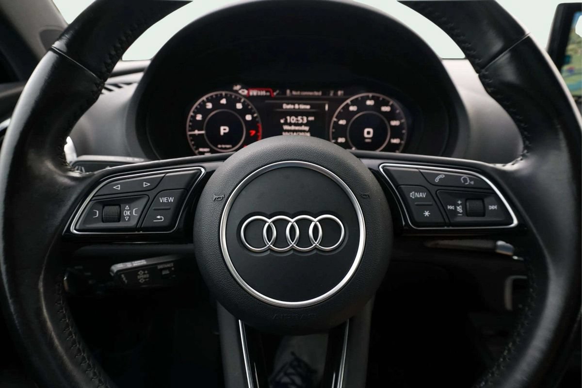 Used 2017 Audi A3 e-tron Prestige FWD image 29
