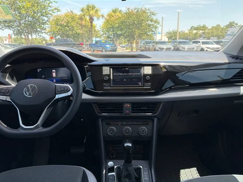 Certified 2022 Volkswagen Taos S FWD image 14