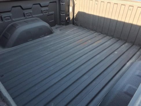 Used 2025 GMC Sierra 1500 Elevation w/ Elevation Premium Package AWD/4WD image 18