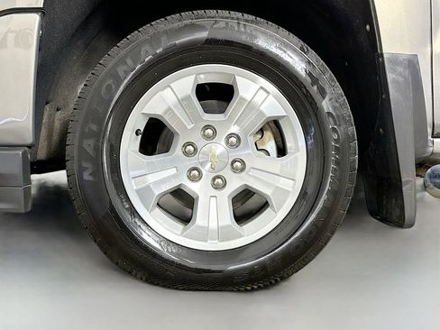 Used 2017 Chevrolet Silverado 1500 LT w/ All Star Edition image 35