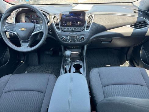 Used 2025 Chevrolet Malibu LT w/ LPO, Floor Liner Package FWD image 11