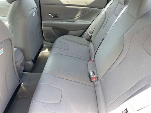 New 2026 Hyundai Elantra SE FWD image 23