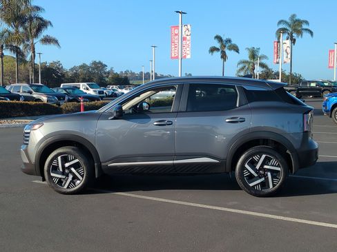 Certified 2026 Nissan Kicks SV image 5