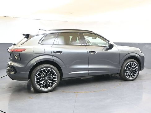 New 2026 Audi Q3 quattro 2.0T AWD/4WD image 6
