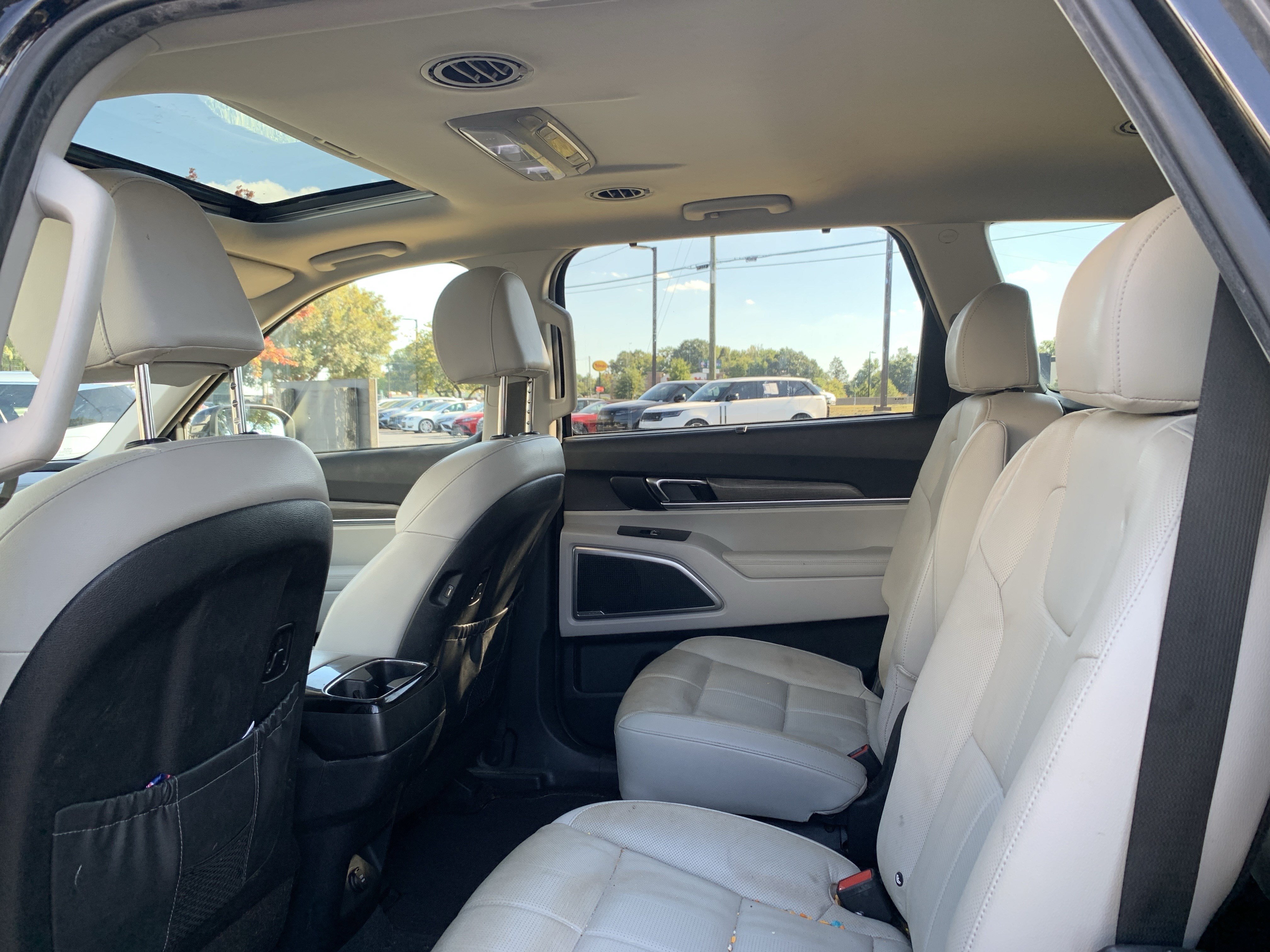 Used 2022 Kia Telluride EX w/ EX Premium Package FWD image 32