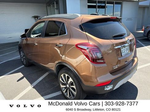 Used 2017 Buick Encore Essence FWD image 2
