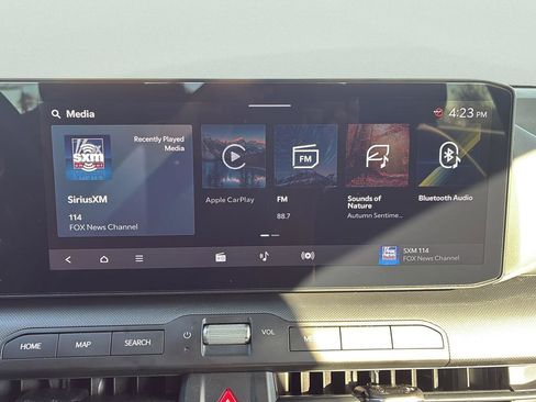 Used 2025 Kia K4 FWD image 32