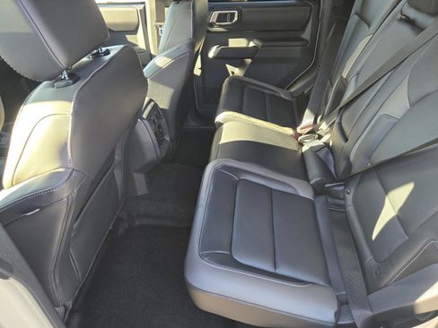 New 2025 Ford Bronco Outer Banks image 7