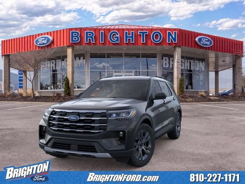 Used 2026 Ford Explorer Active w/ Active Comfort Package AWD/4WD image 4
