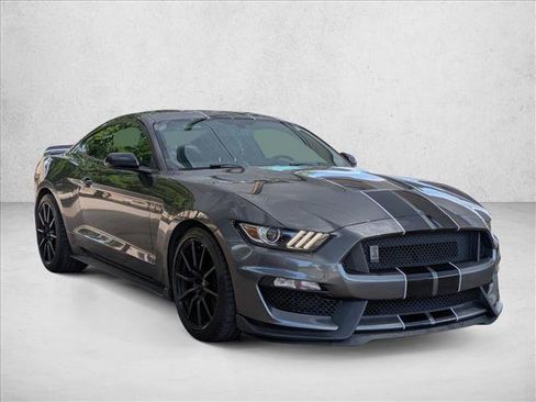 Used 2017 Ford Mustang Shelby GT350 RWD image 3
