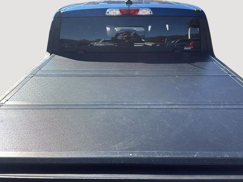 Used 2023 Ford Maverick Lariat image 6