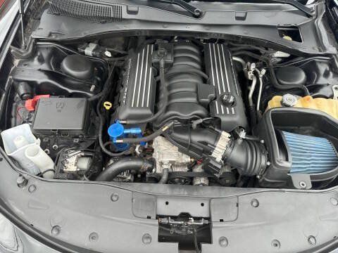 Used 2017 Dodge Charger R/T RWD image 3