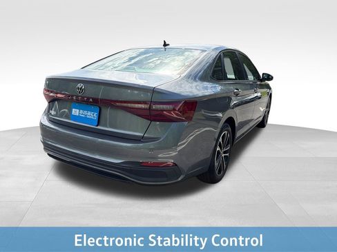 Used 2025 Volkswagen Jetta Sport FWD image 8