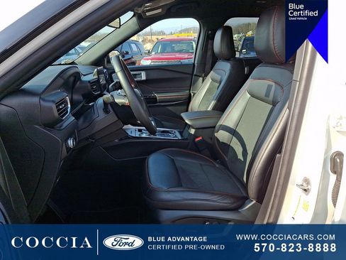 Certified 2022 Ford Explorer ST-Line w/ Class IV Trailer Tow Package image 14