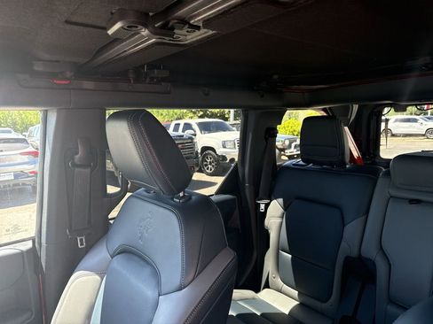 Used 2023 Ford Bronco Outer Banks AWD/4WD image 14