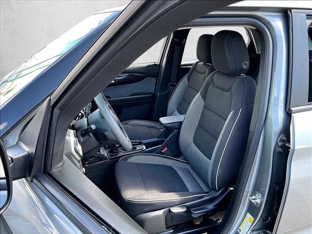 Used 2025 Chevrolet TrailBlazer LS FWD image 25