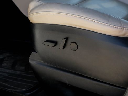 Used 2021 Tesla Model X Long Range image 35