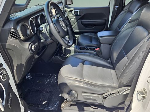 Used 2018 Jeep Wrangler Unlimited Sport S AWD/4WD image 12
