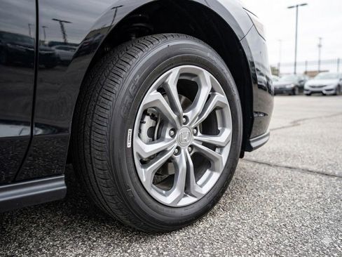 Used 2023 Honda Accord EX image 2