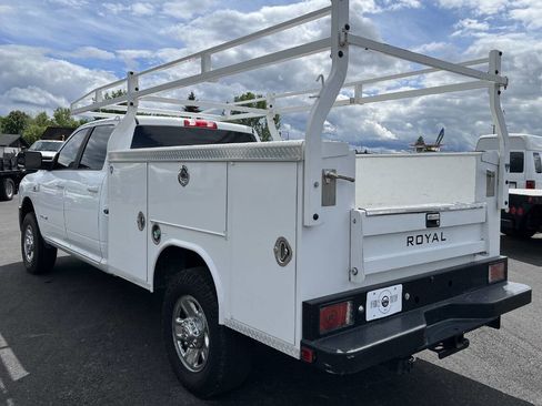 Used 2022 RAM 3500 Big Horn AWD/4WD image 7