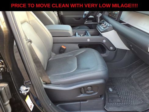 Used 2024 Land Rover Defender 110 S AWD/4WD image 9