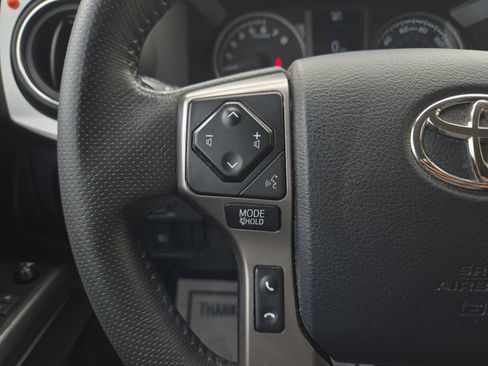 Used 2019 Toyota Tacoma SR5 RWD image 19