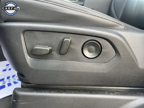 Used 2024 Chevrolet Tahoe Z71 w/ Luxury Package image 11