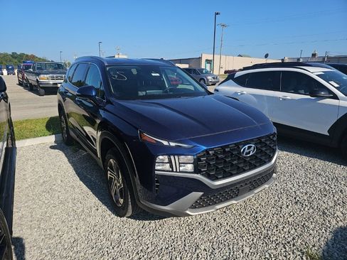 Used 2023 Hyundai Santa Fe SEL w/ Cargo Package AWD/4WD image 3