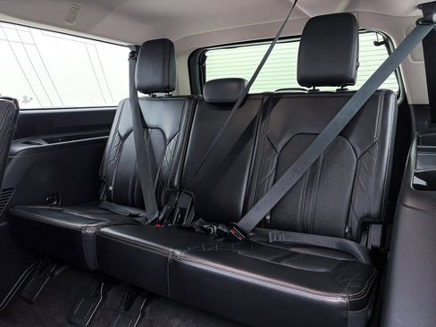 Used 2021 Ford Expedition Max Platinum AWD/4WD image 39