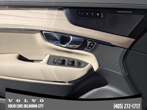 New 2026 Volvo XC90 B6 Ultra w/ Lounge Package AWD/4WD image 22