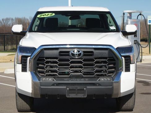 Used 2022 Toyota Tundra SR5 w/ TRD Off-Road Package image 23