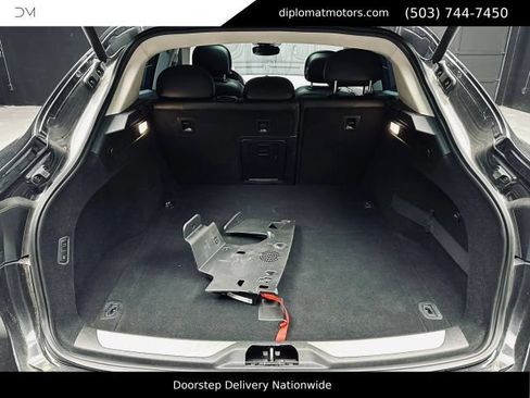 Used 2022 Maserati Levante GT AWD/4WD image 46