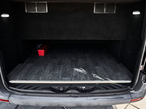 Used 2019 Mercedes-Benz Sprinter 3500 image 11