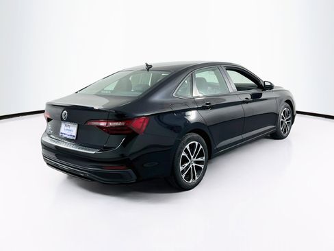 Used 2024 Volkswagen Jetta Sport image 5