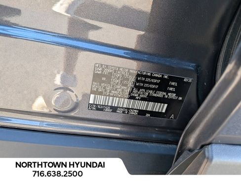 Used 2025 Toyota RAV4 XLE AWD/4WD image 35