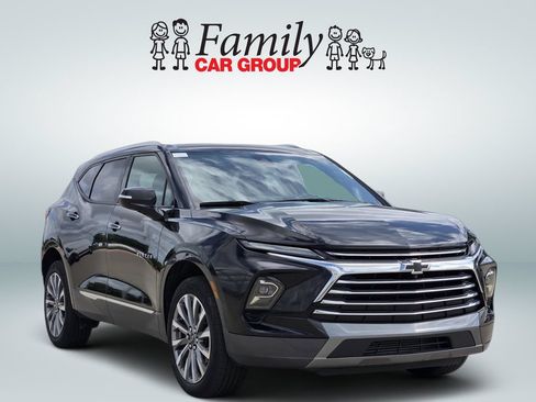 Used 2024 Chevrolet Blazer Premier w/ Driver Confidence II Package FWD image 2