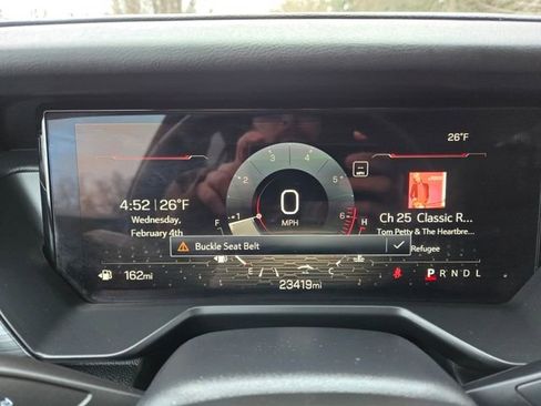 Used 2025 GMC Acadia Elevation image 24