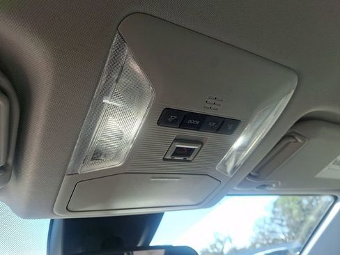 Used 2024 Toyota RAV4 XLE image 28