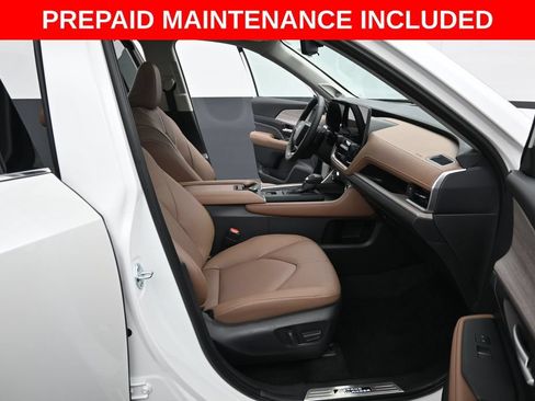 Certified 2026 Toyota Grand Highlander AWD image 37