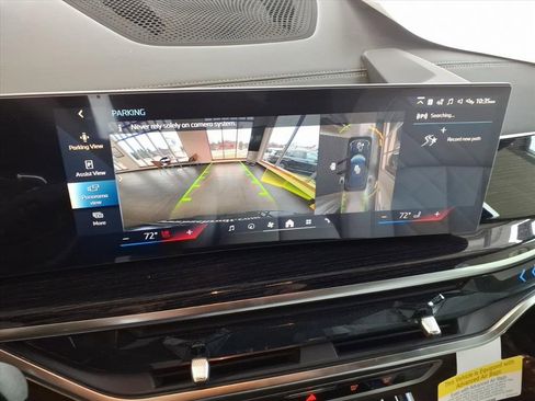 New 2026 BMW X5 xDrive50e image 10