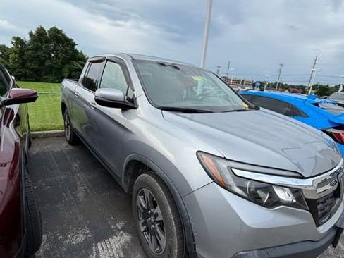 Used 2017 Honda Ridgeline RTL-E image 2
