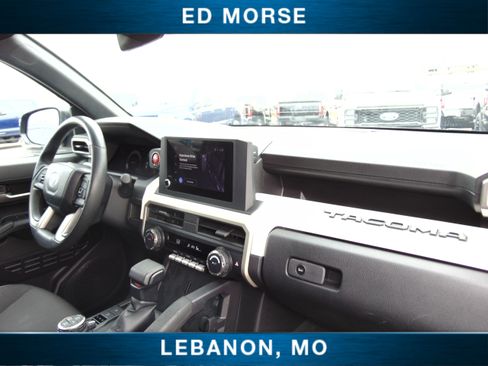 Used 2024 Toyota Tacoma TRD Off-Road image 16