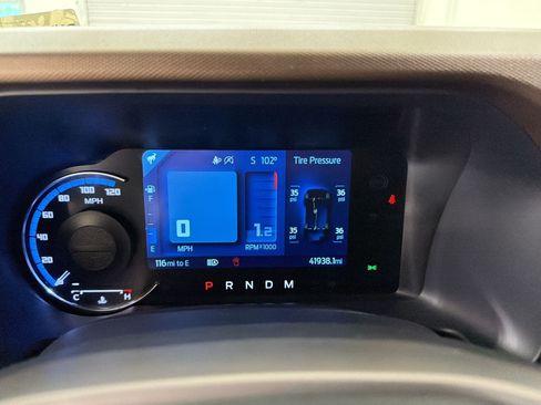 Used 2022 Ford Bronco Outer Banks AWD/4WD image 25
