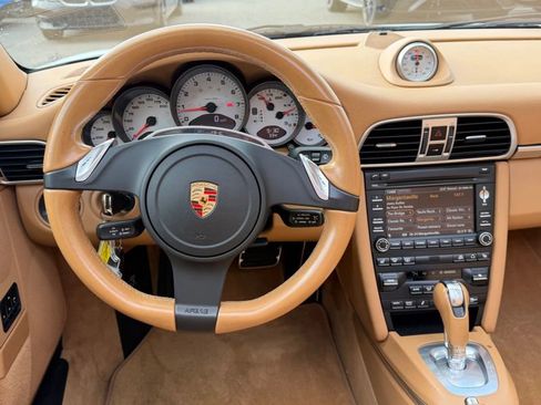 Used 2012 Porsche 911 Carrera 4S image 21