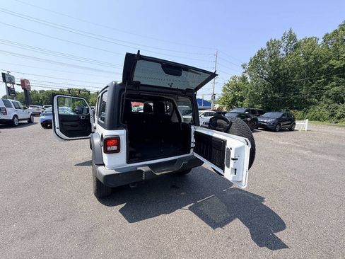 Used 2018 Jeep Wrangler Unlimited Sport AWD/4WD image 53