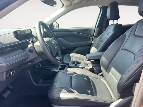 Used 2025 Ford Mustang Mach-E Premium AWD/4WD image 6