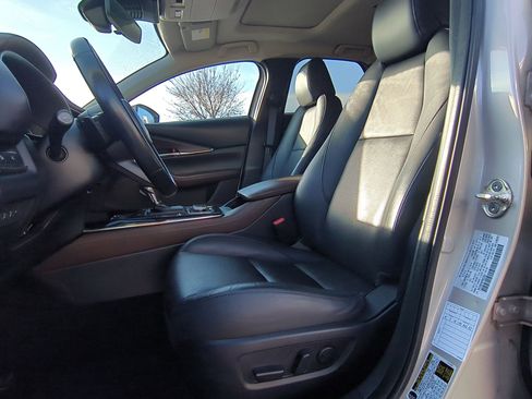 Used 2024 MAZDA CX-30 AWD 2.5 S w/ Premium Package image 28